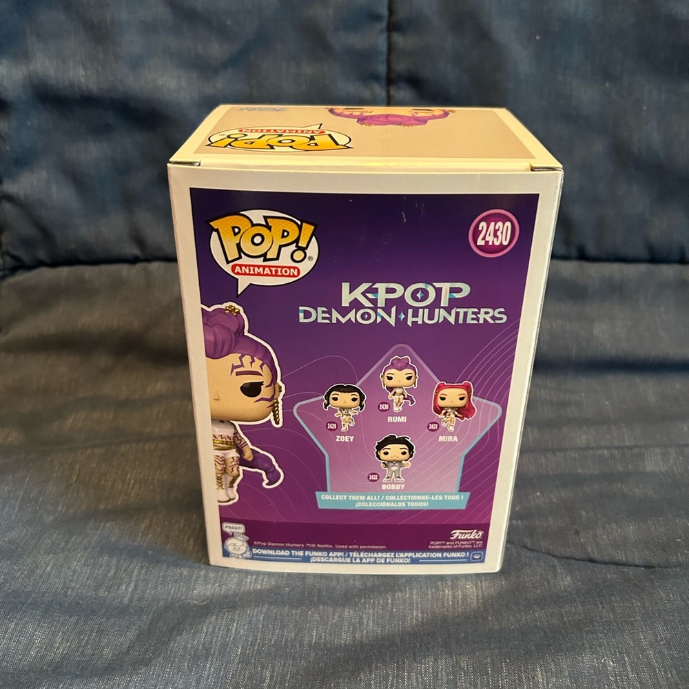 K-Pop Demon Hunters Rumi Glow CHASE Funko Pop - Picture 9 of 11